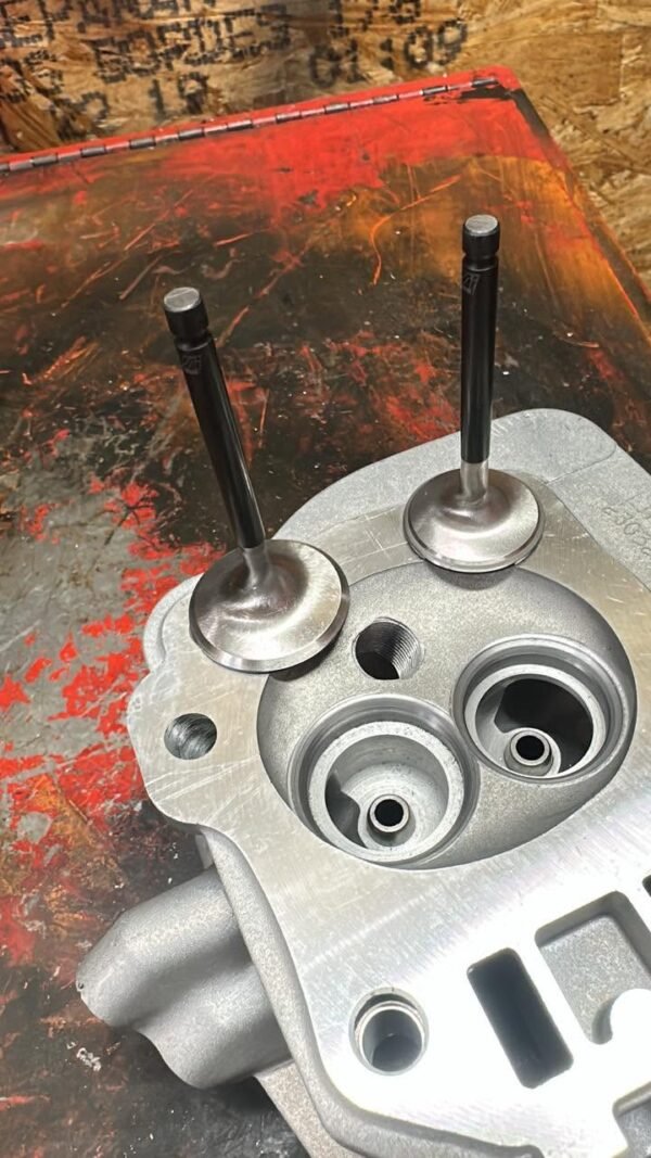 697271043_1500700961495453_6260527220753926318_n 32/28.5 Builder Cylinder Head