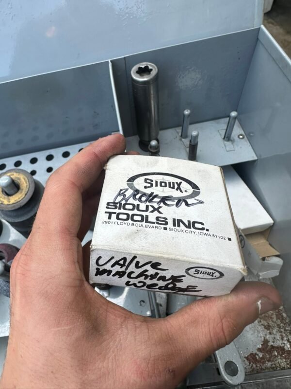 731423087_1539833300915552_3023633041864000183_n Sioux Valve Seat Grinder Kit – Complete Valve Job System