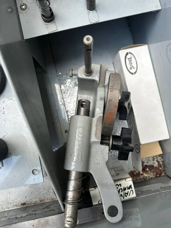 733747114_1539833360915546_8264247699094430996_n Sioux Valve Seat Grinder Kit – Complete Valve Job System