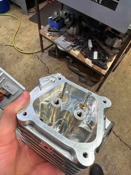 740445736_1548644146701134_4210707650562668719_n 36/27 Mo Flow Cylinder Head – Builder Core